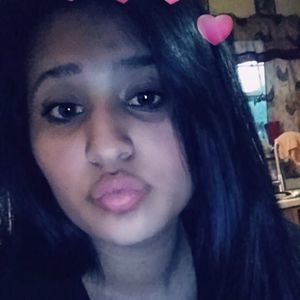 Meet your Posher, Elena